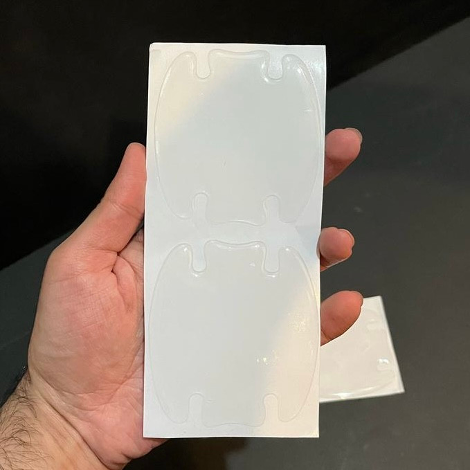 محافظ زیر دستگیره ماشین