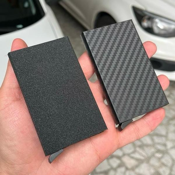 جاکارتی فلزی